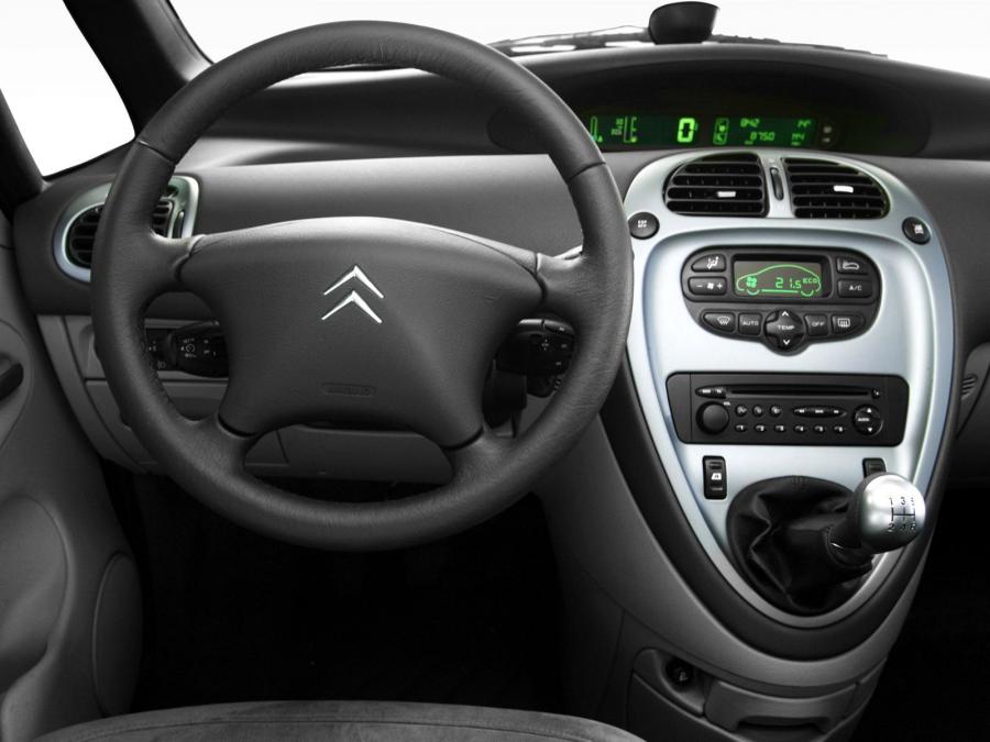 Citroen Xsara Picasso 2004 года  (фото 3 из 16)